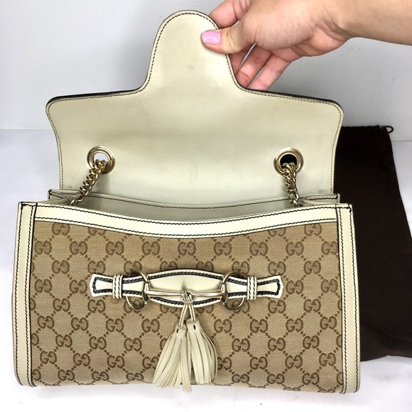 Authentic Gucci Emily crossbody bag - Picture 6 of 16